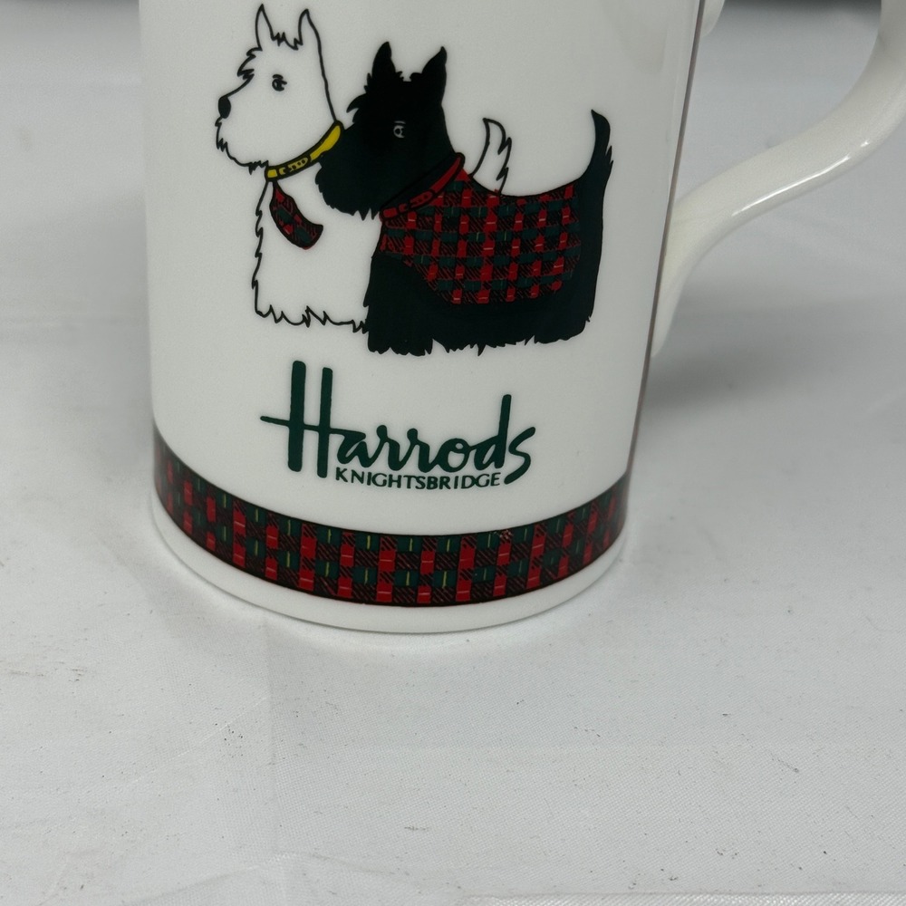 Harrods Knightsbridge plaid scottie dogs Fine Bone China mugs England *flaw*
